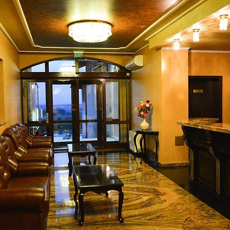 Chateau-Hotel Trendafiloff -B&B Chirpan Dış mekan fotoğraf